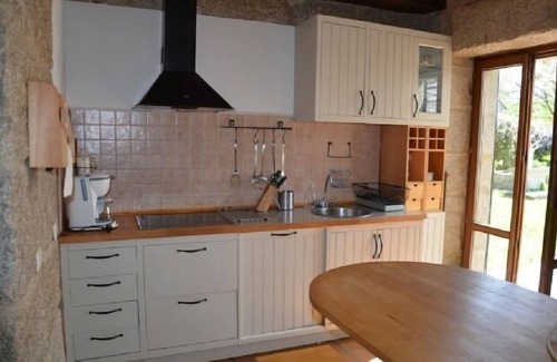 Ponte Caldelas Cottage | House of Anceu for 8 people