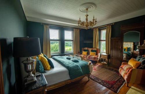 Newcastle Emlyn House | House of Brohedyn
