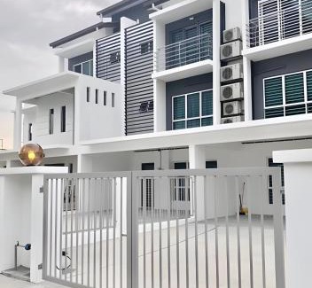 Kuala Selangor Apartment | House of Happiness Cozy New Homestay in Prime Kuala Selangor