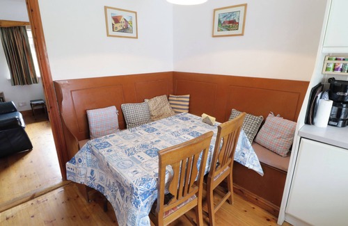 Easkey Cottage | HOUSE OF IRELAND, pet friendly in Easkey, County Sligo