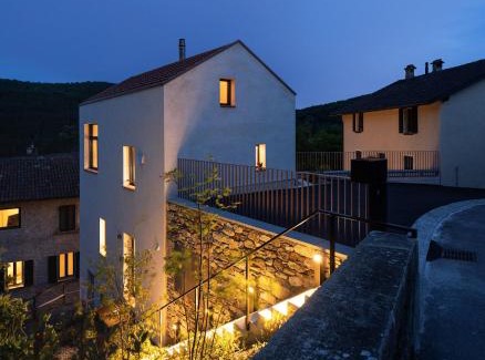 Breno Apartment | House of retreat Strada Vegia de Brén 9 Nr-01223