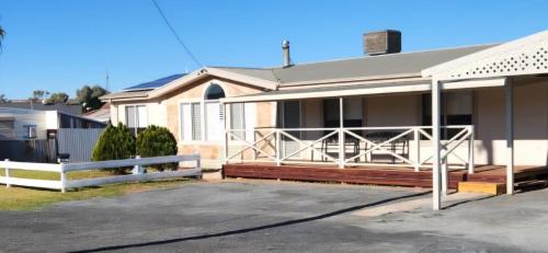 Broken Hill House | House on Ryan