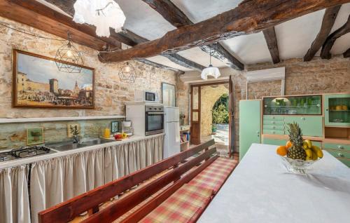 Peresiji House | House Peresiji