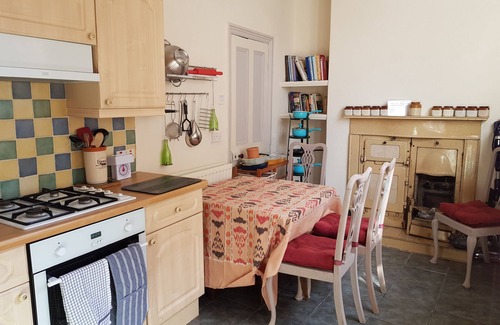 Saltburn-by-the-Sea House | House - Sleeps 6 - Pet friendly - Garden
