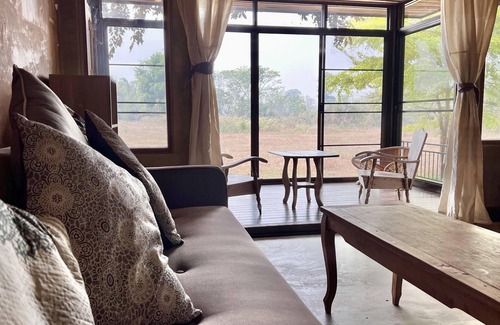 Luang Nuea House | House surrounded by nature near Tao Garden