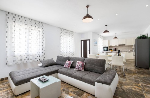 Poljica House | House Villa Ivo (V3851-K1) - Poljica