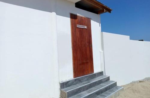 Vichayito House | HOUSE WHITE VICHAYITO BEACH