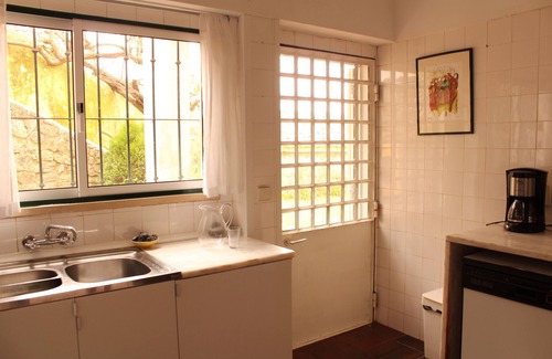 Obidos House | House with garden in Óbidos Castle