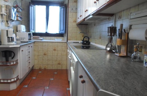 Parbayon House | House with pool, tennis court 4000m garden, terrace, barbecue .