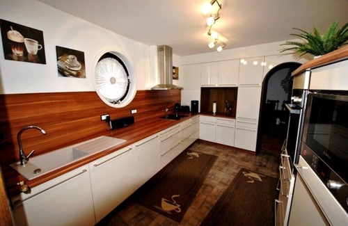 Sachsenhausen Villa | House with swimming pool, family-friendly, spa