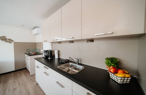 Oberhavel Boat Rental | Houseboat Red Pearl - moments of tranquility