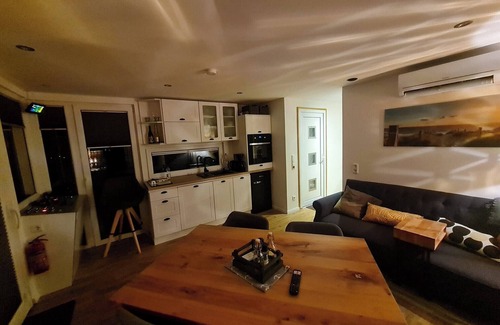 Recke Boat Rental | Houseboat vacation on the canal Very nice fully equipped houseboat