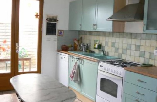 Cournonsec Villa | houses/villas - 5 rooms - 9/10 persons