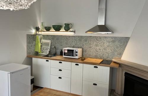 Carvoeira Apartment | Housing Floor with private yard