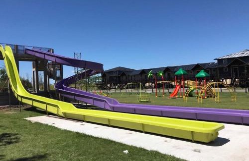 San Pedro Hotel | Howard Johnson Marinas & Resort