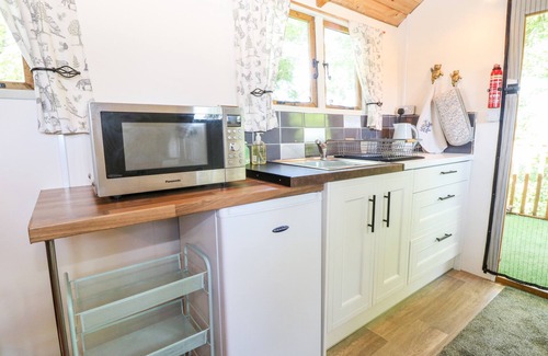 East Dereham Cottage | Hugatree