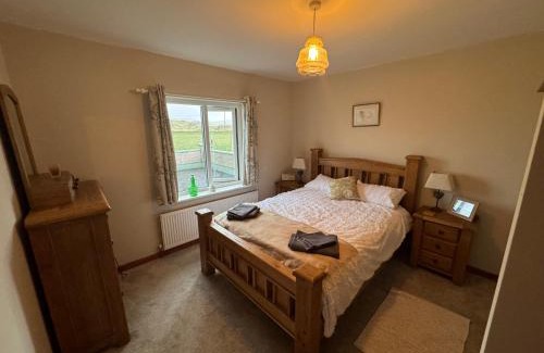 Ballyliffin House | Hughie's Farm Cottage