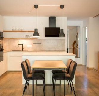 Schonberg Apartment | HUGOS Design House am Waldrand - ruhig & modern