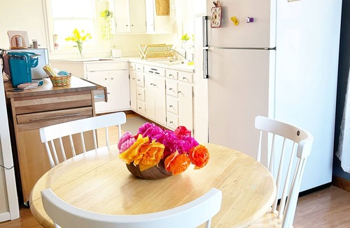Glasgow House | Hunters, travel wrk, pet Friendly- Near Downtown, Hospital, fishing -office WIFI