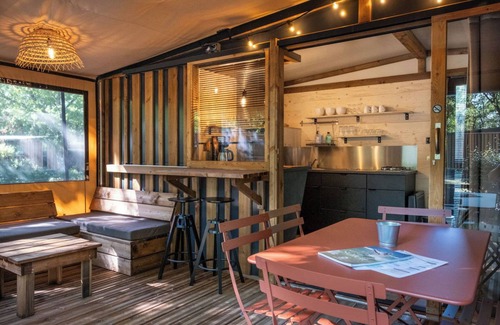 Bendoiro Cabin | Huttopia Caminos de Galicia