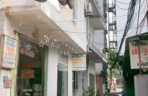 Soc Son House | Huy Hoang Airport Hotel