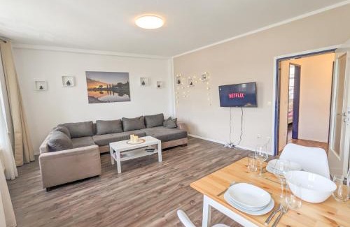 Sebnitz Apartment | HW3B- Urlaubsmagie - großes Wohnzimmer & 2 Schlafzimmer