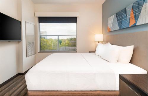 Nashville Hotel | Hyatt House Nashville Airport