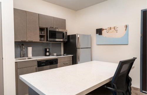 Nashville Hotel | Hyatt House Nashville Airport