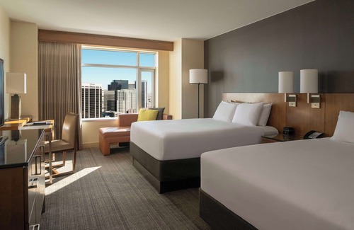 Downtown Denver Hotel | Hyatt Regency Denver at Colorado Convention Center