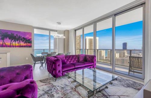 Hollywood South Central Beach Apartment | Hyde House - Luxury High Floor 2BR 2BA Apartment Suite with direct ocean view, roof top pool, resort amenities