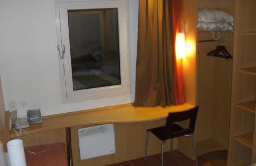 Jasseron Hotel | ibis Bourg Jasseron/Teyssonge