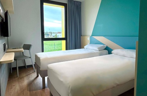 Loudeac Hotel | Ibis Budget Loudéac Vélodrome (Ouverture Juillet 2023)