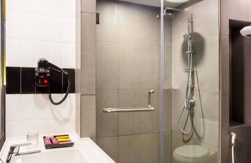 Kalimalang Hotel | ibis Styles Bekasi Jatibening