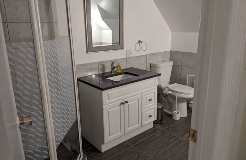 Wolfville Bed & Breakfast | Iconic Gingerbread House Inn