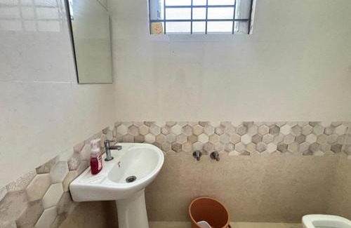 Krishnarajapura Apartment | Ideal 2BHK for Families & Work Trips