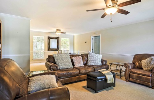 Soddy-Daisy House | Ideal Chickamauga Lake Home + Dock & Fire Pit