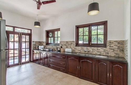 Gauravaddo Villa | Ideal for Star Gazing- 6BHK