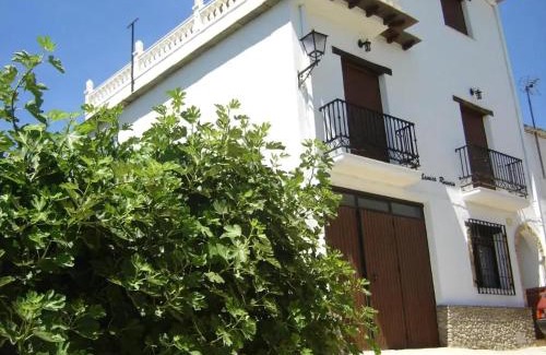 Yegen House | Idyllic House in Yegen with Mountain View