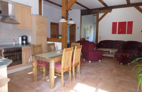Wiethagen Apartment | idyllic location, beach 7km, 85sqm, 3 rooms, up to 6 people, near Karls Erlebnishof!