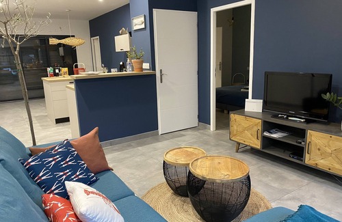Hourtin-Plage House | Idyllic" new house Ocean and forest 3mn walk away