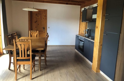 Nassau House | Idyllisches Ferienhaus mit Gatensitzplatz. Haustiere Willkommen!