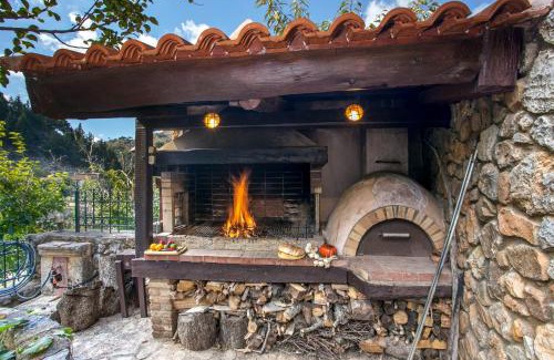 Theriso Villa | Ifigenia Theriso Village