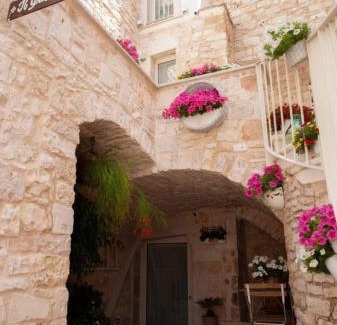 Casamassima House | Il Grottino