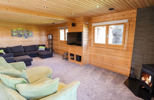 Louth House | iLodge Ultra