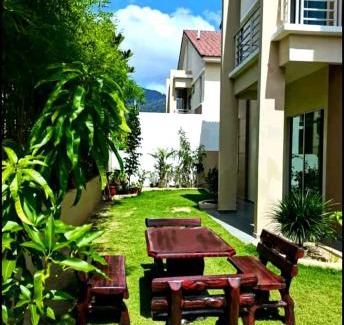 Kampung Bakau House | IMPIAN STAY #1 #15pax Semi Bungalow House半独立別墅