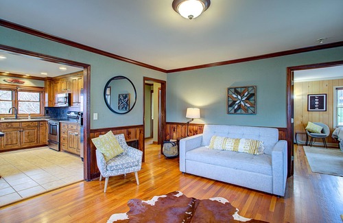 Boone House | In-Town Convenience close to Downtown