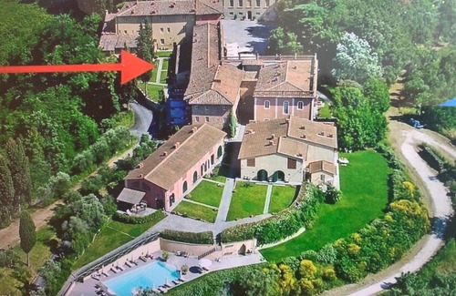 Colleoli Apartment | Incantevole borgo con piscine