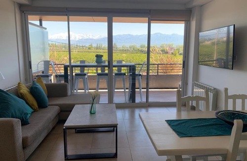 Vistalba Apartment | Increíble departamento en Luján de Cuyo, imponente vista a la montaña