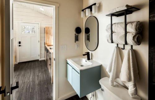 Chugiak House | Incredible Cabin Surrounded by Trees and Hot-tub Provided in Anchorage, Alaska