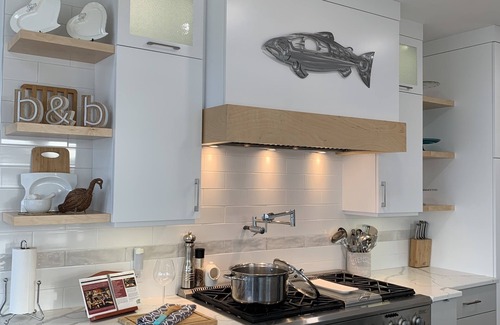 Mavillette House | INCREDIBLE ocean cliff views at your doorstep on very private acreage + parking.